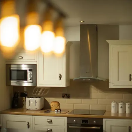 3 Bed In Oc-t32568 Semesterbostad