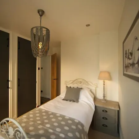 3 Bed In Oc-t32568 Semesterbostad *